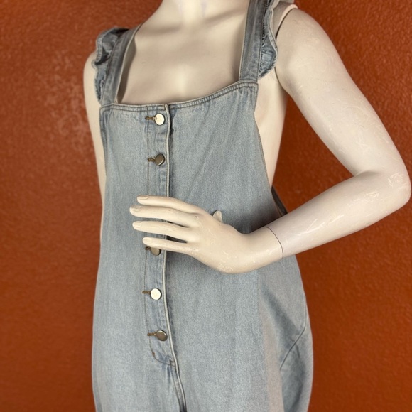 Polagram Light Blue Denim Jumpsuit with Button Front Size Medium. B35 - Picture 6 of 12